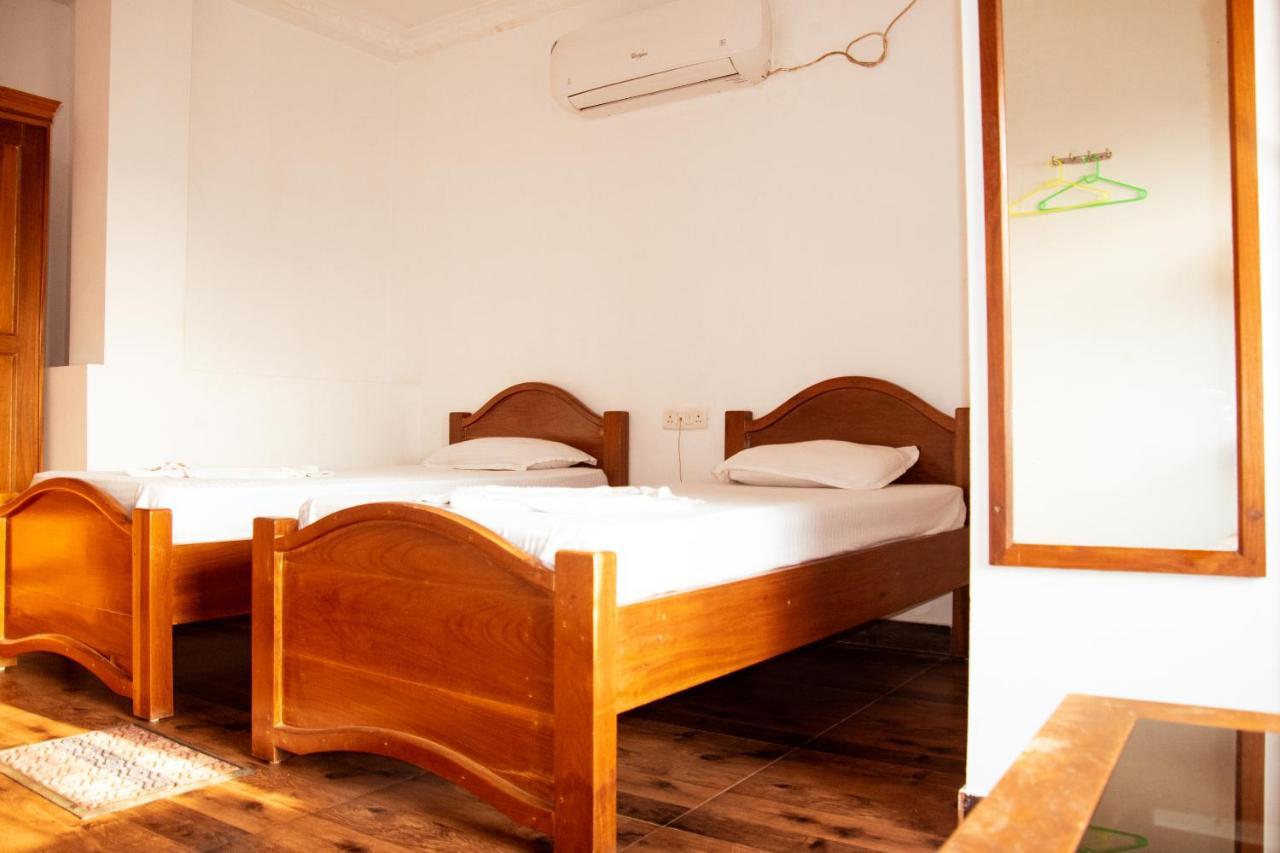 Hotel Nakshatra Karimganj Eksteriør billede